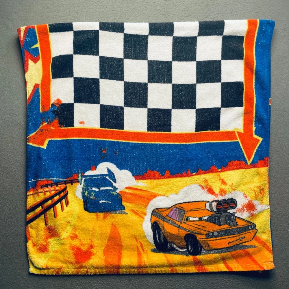 Disney Pixar Cars Boy Beach Towel‎ Cotton Lightning McQueen 27x53 Racing Graphic